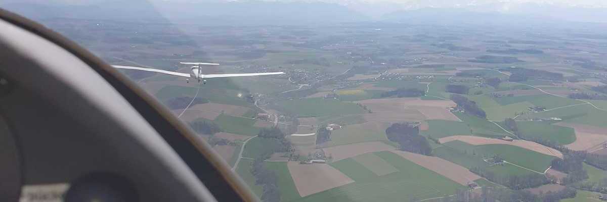 Verortung via Georeferenzierung der Kamera: Aufgenommen in der Nähe von Gemeinde St. Florian, Österreich in 800 Meter